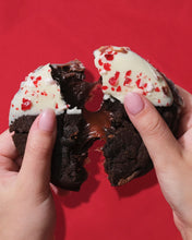 Load image into Gallery viewer, Midnight Cookie & Padaria Collab