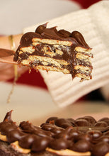 Load image into Gallery viewer, Palha Italiana (Tea Cookies and Brigadeiro)