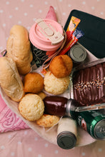 Load image into Gallery viewer, Padaria's Signature Basket - Large