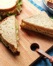 Load image into Gallery viewer, Lunch Bag I- Sandwich, Juice, Brigadeiro and Fruit Salad