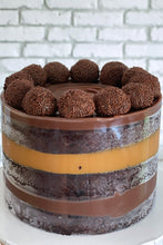 Load image into Gallery viewer, Gift Naked Cake with Brigadeiros