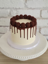Load image into Gallery viewer, Drip Cake :)