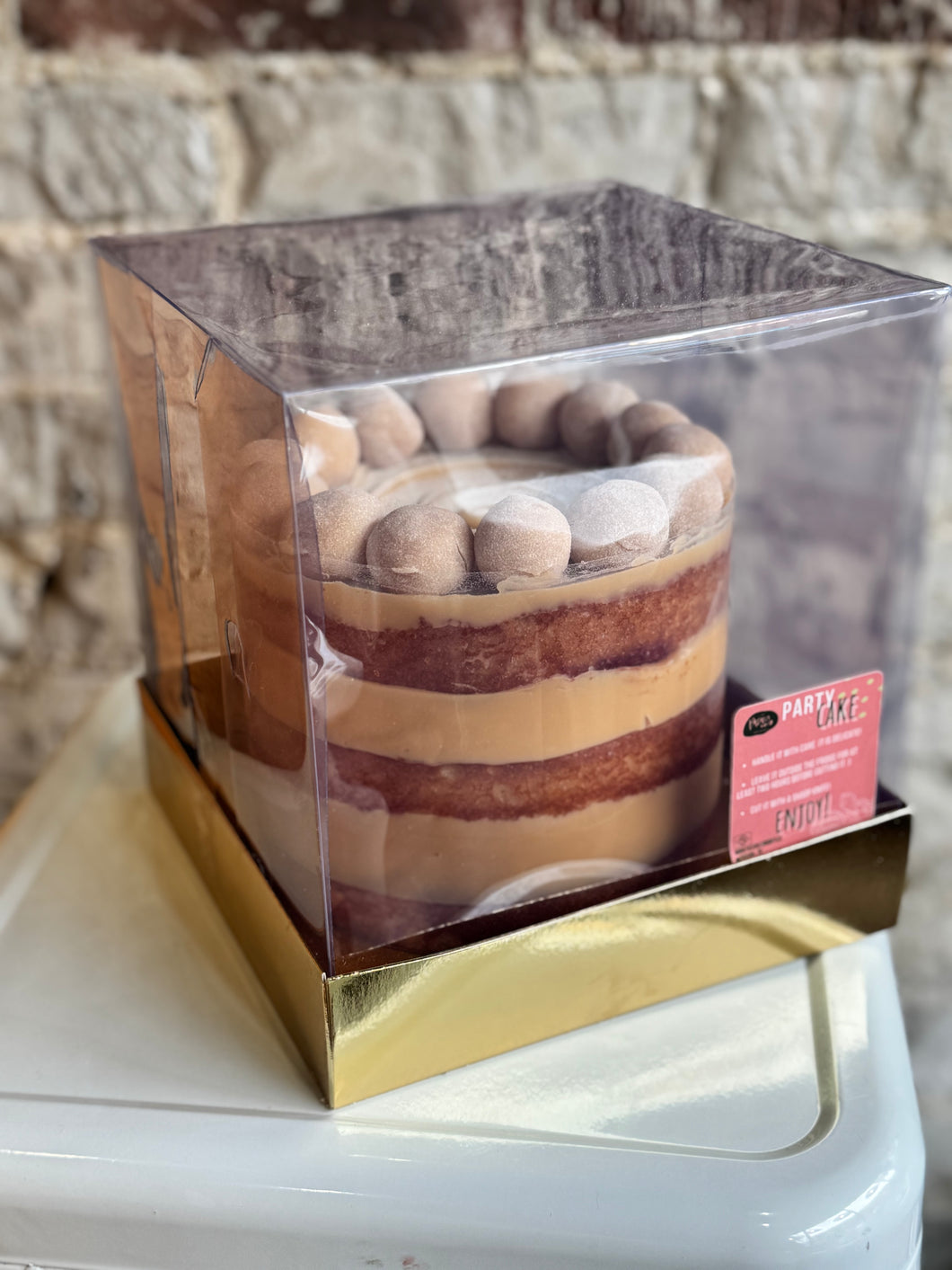 Cake of the Month- 6”Cake of the Month- White Brigadeiro and Strawberry 🍓