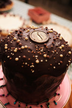 Load image into Gallery viewer, Large &quot;Panetone&quot; Recheado - filled with Brigadeiro or Doce de Leite
