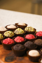 Load image into Gallery viewer, Brigadeiro Party of 50
