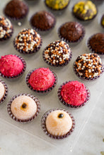 Load image into Gallery viewer, Brigadeiro Gift Box of 24
