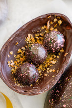 Load image into Gallery viewer, Padaria’s Passion Fruit Signature Egg
