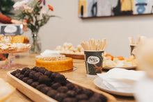 Load image into Gallery viewer, Brigadeiro Party (50 pieces same flavour)
