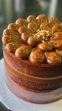 Load image into Gallery viewer, Naked Cake - Bolo sem Cobertura!
