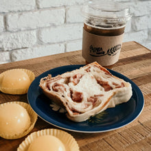 Load image into Gallery viewer, Calabresa Bread - 3 different sizes
