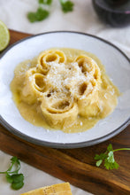 Load image into Gallery viewer, Rondelli 4 Cheeses by Tusha&#39;s Food
