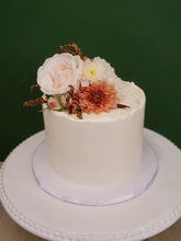 Load image into Gallery viewer, ADD Flowers to you Cake
